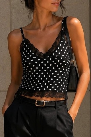 Bbbutikbasic Dantel Detaylı İp Askılı Atlet Esnek Fit Kadın Crop Bluz My3535 Siyah2