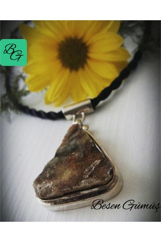 Üçgen Formlu Doğal Kalsedon Taşlı Kolye Rose - Gold - Gümüş