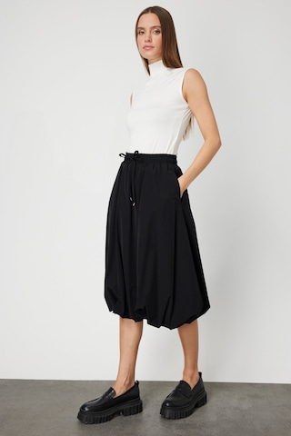On Kadın Paraşüt Kumaş Midi Balon Etek 64211 Siyah Siyah
