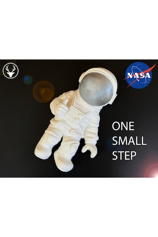 Nasa Astronot - Duvara Montajlı Yapışkanlı