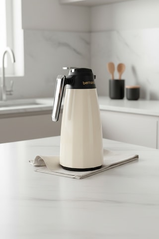 Bernardo Lustra Cam Termos Krem 1.5 Litre Krem