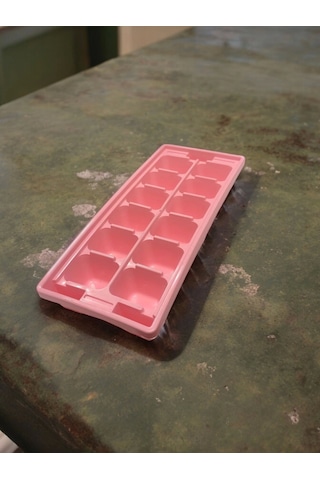 Mybru Pembe Sert Plastik 12 Hazneli Kare Buz Kalıbı Pembe