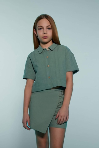 DeFacto Kız Çocuk Cropped Fit Keten Kısa Kollu Gömlek D9143A825SMGN1107