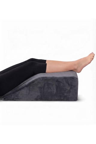 Çok Amaçlı Dinlenme Çalışma Uzanma Yastığı Orta Sert Sünger Ortopedik Bacak Destek Ve Yastığı 61x53x20 Cm Koyu Gri