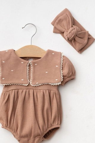 Kız Bebek Maita Kalp Nakışlı Waffle Yazlık Tulum Kahverengi