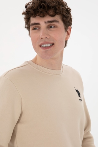 U.S. Polo Assn. Erkek Regular Fit Bisiklet Yaka Taş Sweatshirt 50292596-VR049