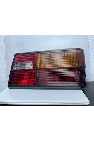 Ford Taunus Gt -Gts Uyumlu Arka Sağ Stop Lambası Çizgili Tip 1990-1993 Arası Oem No 83ag 13a602 Ab