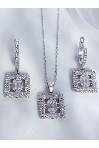 Keskin Gümüş Zirkon Taşlı Işıltılı Kare Baget Tasarım Gümüş Kadın Set Gelin Se