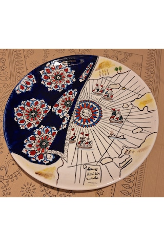 El Yapımı Piri Reis Desenli Çini Tabak