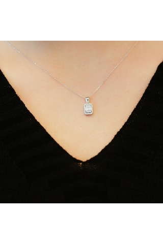 Lova 0.18 Karat Baget Pırlanta Kolye - 2020006