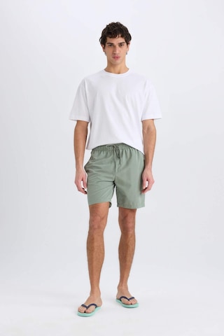 Defacto Regular Fit Kısa Boy Yumuşak Tuşeli Deniz Şortu E0993ax25hskh440 Haki