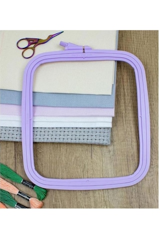 Nurge No:4 Lila Plastik Kare Kasnak - (25 Cm X 28 Cm)