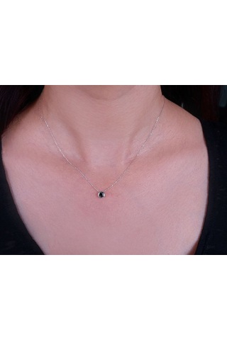 Sirius 0,28 Ct Siyah Pırlantalı Tektaş Yuvarlak Kolye 0815P0059