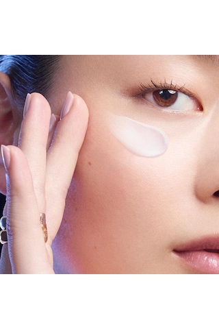 Lancome Renergie Yeux Lifting Etkili Göz Kremi 15 ML