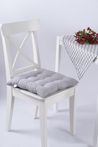 Altınpamuk Lüx Pofidik Sandalye Minderi Özel 9 Dikişli Bağcıklı 42x42cm 001