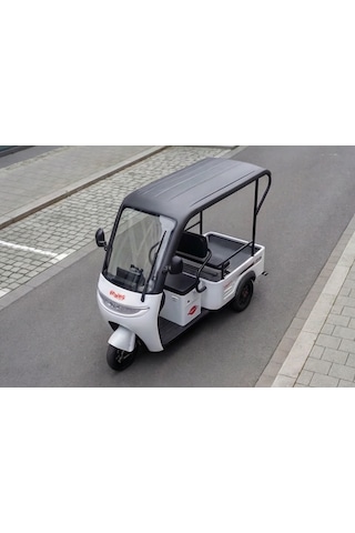 Skyjet Trıon Elektrikli Moped Beyaz - Siyah