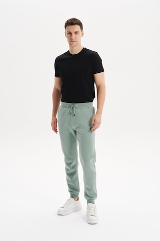 Ar-ma Erkek Regular Fit 3 İplik Kumaş Dar Paça Eşofman Altı Lastikli Bel, Günlük Ve Spor Kombinler İçin %70 Pamuk %30 Polyester K30174681502 Mavi-m24 Mavi