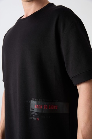 Tommy Life Siyah Pamuklu Kalın Yumuşak Dokulu Oversize Fit Baskılı Erkek T-shirt - 88322 001