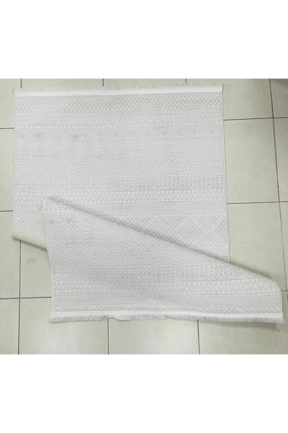 Mihra Halı % 100 Akrilik Sık Dokuma Atlantis Beyaz +12 Hav Yükseklikte 4 Mevsim Kesme Halı