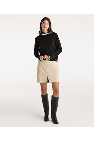 Yargıcı Önü Kontrast Detaylı Kısa Etek Bej