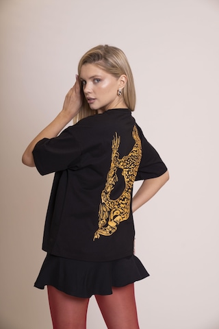 Afloow Muse Oversize Siyah Tişört %100 Pamuk Ön Leopar A Harfi Detaylı, Sırtı Büyük Leopar Baskılı, Rahat Ve Şık Tasarım Unisex Günlük T-shirt Siyah