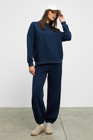 ETHIQUET CARICA Kadın Organik Pamuklu İçi Polarlı Oversize Fit Bel Ve Paça astikli Kordonlu acivert Alt-Üst ETHIQUET CARICA Kadın Organik Pamuklu İçi Polarlı Oversize Fit Bel Ve Paça astikli Kordonlu acivert Alt-Üst