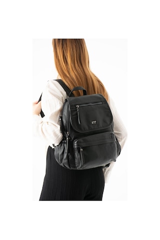 571 Collections Yıkanmış Deri Sırt Çantası Siyah Model: 571-14-11m