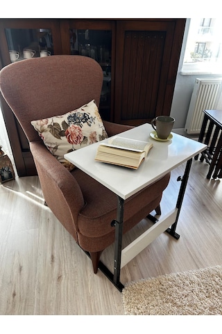 Yükseklik Ayarlı Laptop Sehpası 60x40 Beyaz Renk Mdf Malzeme Beyaz