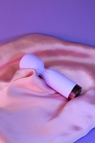 PurelyYours Şarj Edilebilir Silikon Moondrop Vibratör Mor