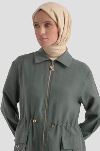 Armine Trend Boydan Fermuarlı Beli Büzgü Detaylı Cepli Giy Çık Koyu Mint 26yt501 Koyu Mint
