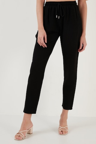 Lela Pamuk Ve Keten Karışımlı Yüksek Bel Rahat Kesim Cepli Bayan Pantolon 5865019 Siyah