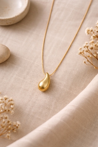 Damla Form Gold Renk Minimal Kolye Şık Ve Modern Tasarım Diğer