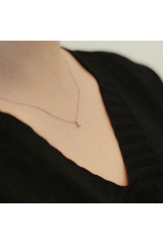 Lova 0,06 Karat Pırlanta Tektaş Kolye - 2030007