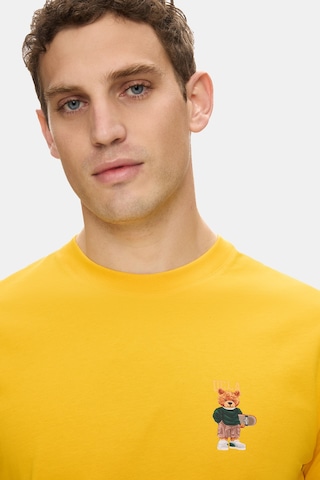Ucla Dıego Sarı Bisiklet Yaka Baskılı %100 Pamuk Standard Fit Erkek Tshirt Sari