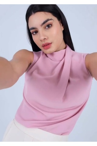 Pera Moda Boğazlı İç Göstermeyen Sıfır Kol Kadın Gömleği Pembe