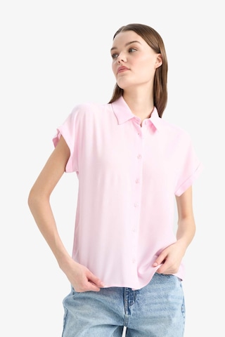 DeFacto Regular Fit Basic Düz Viskon Kısa Kollu Gömlek N7819AZ25SPPN47