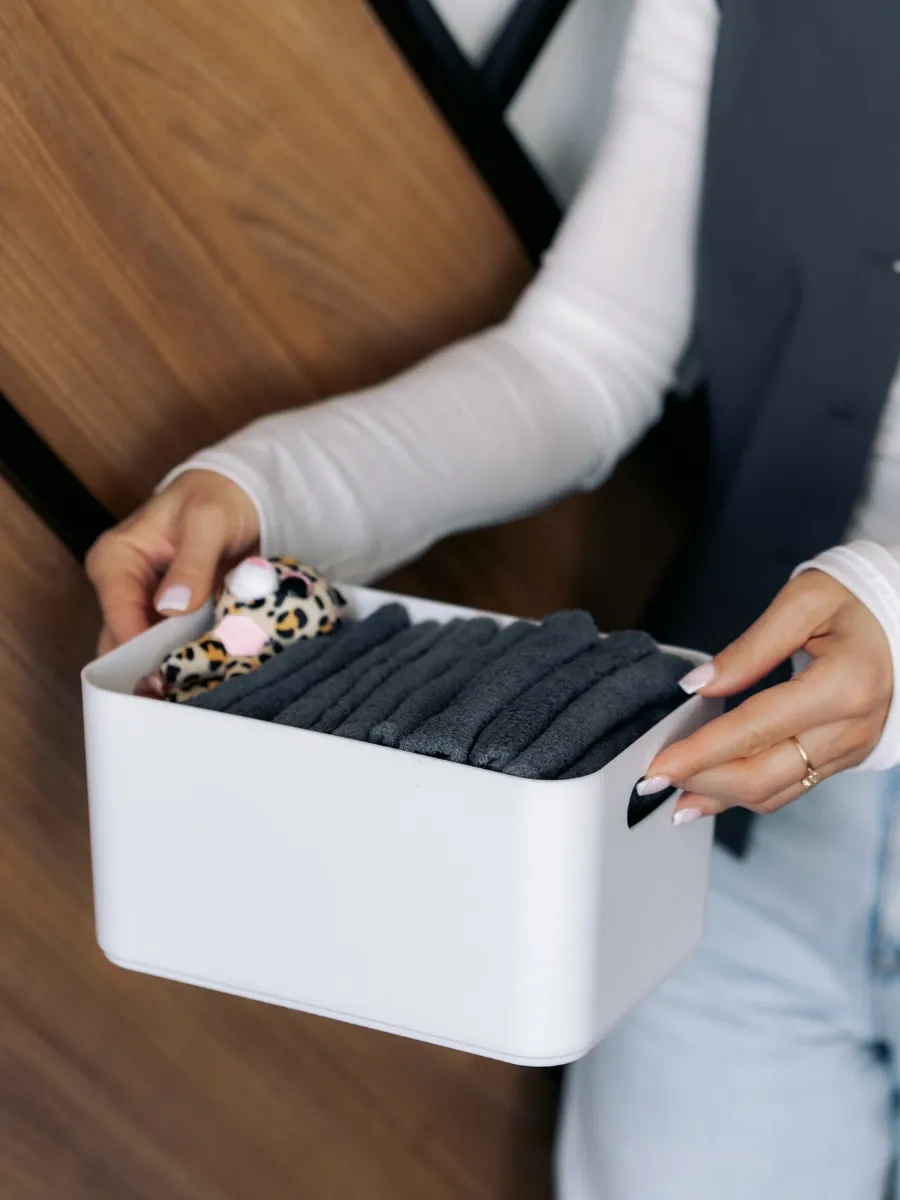 Berossı Beyaz Ve 2,4 Litrelik Depolama Sepeti Ve Düzenleyici Joy 132589003 Beyaz