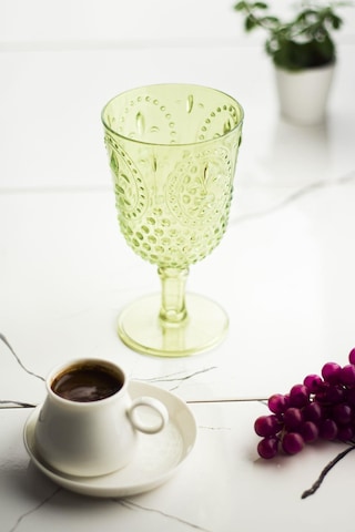 Akrilik Yeşil Tekli Kadeh & Su Meşrubat Kahve Yanı Bardağı 450 Ml Cam Değildir Stantart