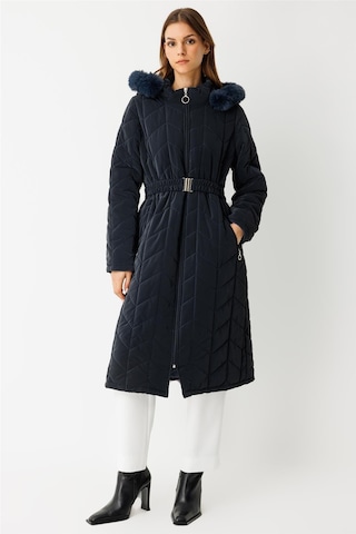 Kapitone Ara Boy Kaban Laci Laci