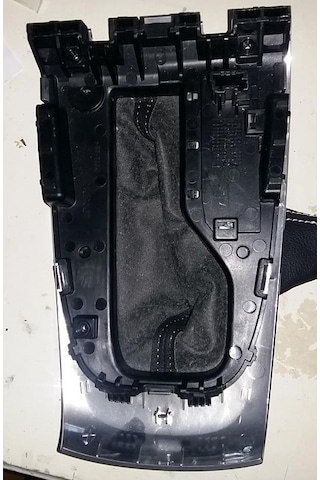 112102637 Opel Astra Otomatik Vites Korugu