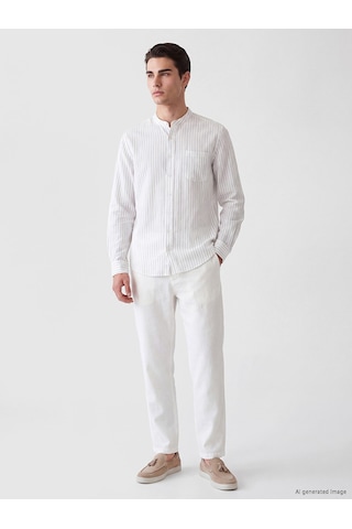 Lcwaıkıkı Classic Beyaz Regular Fit Hakim Yaka Çizgili Poplin Erkek Gömlek