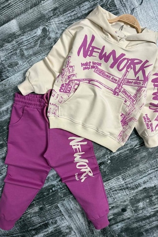 Riccotarz Kız Çocuk Üzeri New York Yazı Detaylı Bilekleri Manşetli Sweatshirt Mor Eşofman Takım Mor
