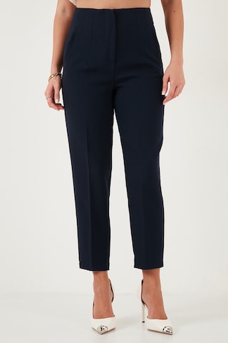 Lela Regular Fit Yüksel Bel Düz Paça Havuç Bayan Pantolon 68350109 Lacivert