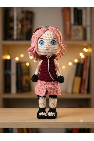 Sakura Haruno / Uchiha Amigurumi Örgü Oyuncak - Anime Hediyelik Figür 21 Cm