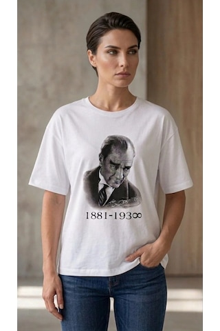 Tarzyeri Kadın Atatürk Baskılı Tişört Kısa Kollu Bisiklet Yaka T-shirt - Beyaz Çok Renkli