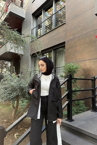 Cep Detaylı Kısa Trençkot Brc1907 Siyah 001