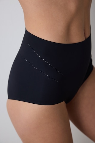 Penti #İzbırakmaz Siyah Light Slip Korse