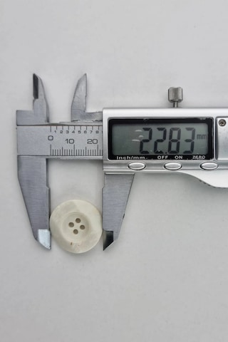 Küçük Boy Akrilik Dört Delikli Lacivert Kaban Çeket Hırka Yelek Düğmesi 5 Adet