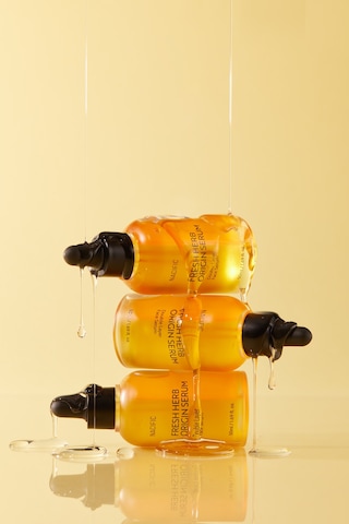 NACIFIC Fresh Herb Origin Serum 50 ml , Bitki Özleri + C Vitamini Kaynağı , Aydınlatıcı & Canlandırıcı Serum