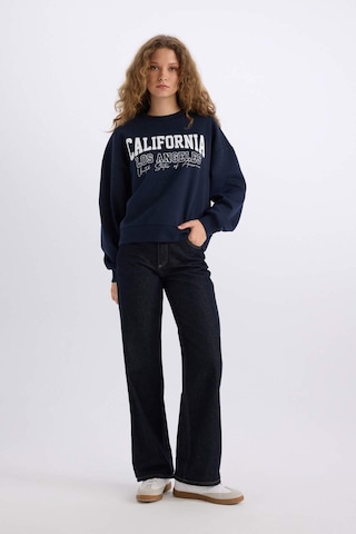 DeFacto Loose Fit Bisiklet Yaka Baskılı Kalın Kumaş Sweatshirt E3390AXNSNV44